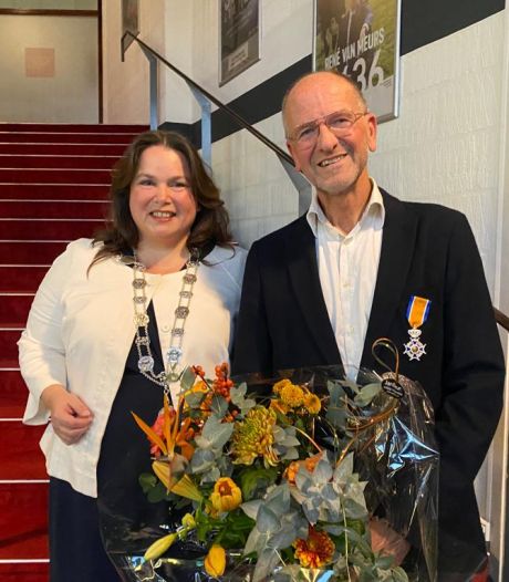 Koninklijke onderscheiding voor Dirk Willink: initiatiefnemer en voorzitter van Steengroeve Theater