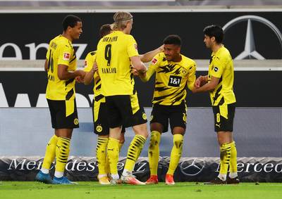 Met dank aan de tieners: Dortmund boekt deugddoende overwinning in Stuttgart