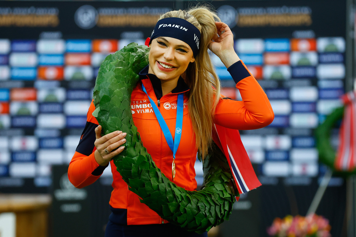 Jutta Leerdam na overtuigende Europese sprinttitel ‘Ik was zelf mijn