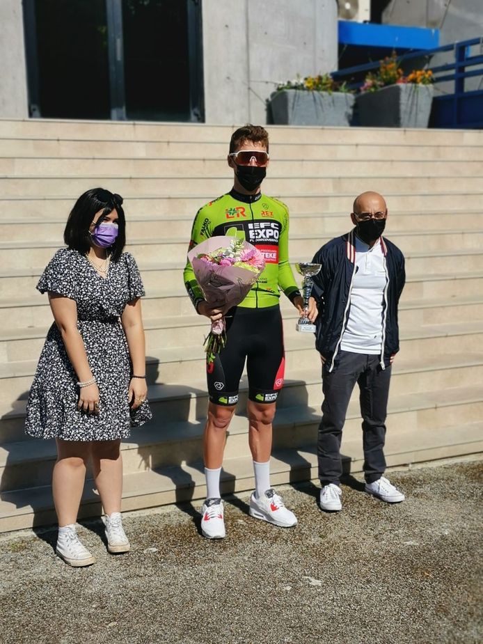 Siebe Roesems mocht de prijs van de rushes in ontvangst nemen.