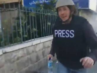 VIDEO: VTM-reporter gaat live op Facebook maar moet plots vluchten voor traangasgranaten in Bethlehem