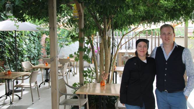 Jasper en Stefanie openen eethuis De Stadstuin: “Groen en rustig terras in het midden van de stad