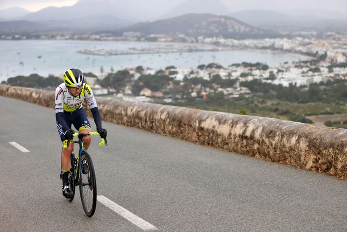 Kobe Goossens tijdens zijn beklimming van de Mirador des Colomer.