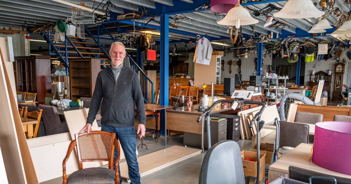 Adrie stopt na 27 jaar met zijn zaak in tweedehands spullen: ‘Het is altijd mijn passie geweest’