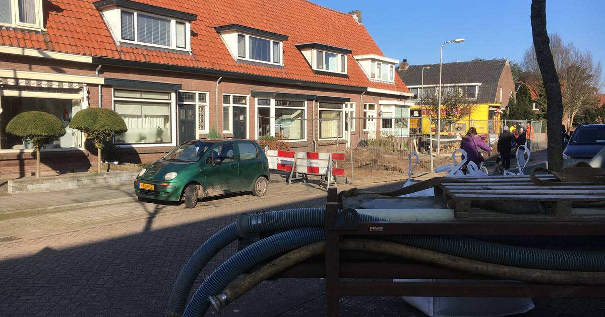 Grond zakt weg in Deventer: huizen ontruimd op Zandweerd