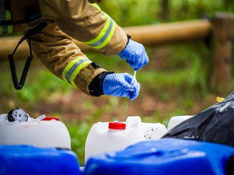 Brandweer heeft handen vol aan gevaarlijke drugslabs en dumpingen: ‘Maar gelukkig zijn wij geen Brabant’