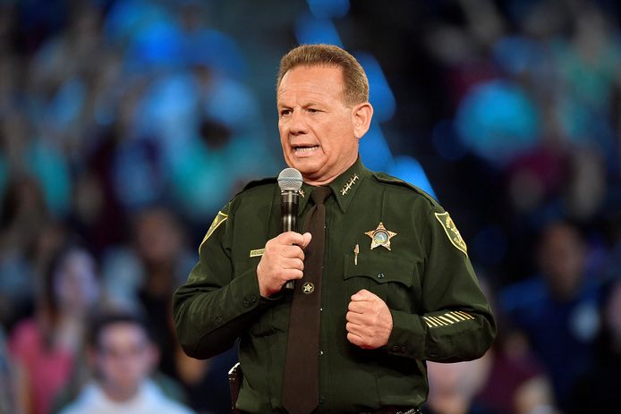 Scott Israel, de sheriff van Broward County in Florida.