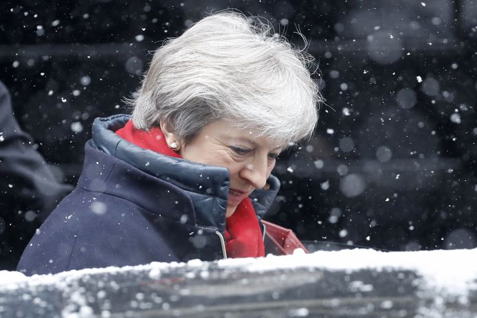 De Britse premier Theresa May, vanmiddag op weg naar het Lagerhuis waar ze vragen over de brexit moest beantwoorden.