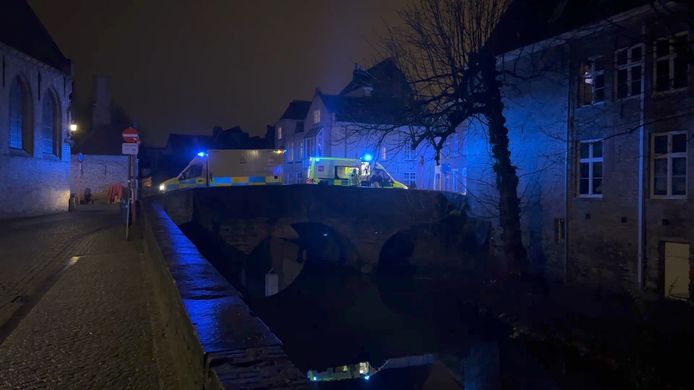 De hulpdiensten bij de Speelmansrei in Brugge.