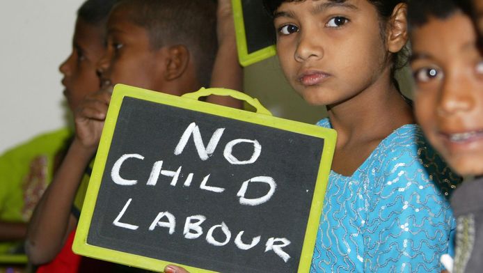 Kinderen in India protesteren tegen kinderarbeid