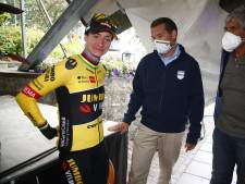 UCI pakt Marianne Vos overwinning af door polsen op het stuur: ‘Jammer, maar het is een regel’