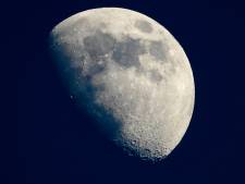 Japans ruimtevaartuig komt in baan rond maan, landing eind april verwacht