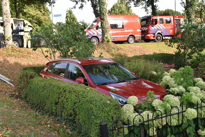 Een bestuurder van een scootmobiel raakte gewond bij een ongeluk in Zaltbommel.