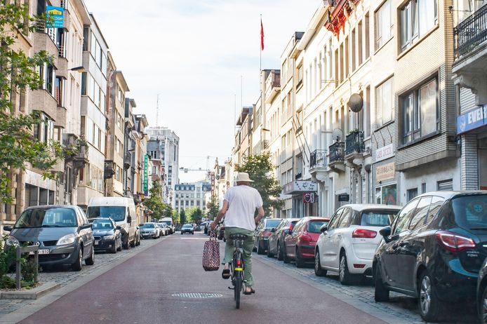 In een fietsstraat mogen fietsers niet ingehaald worden door een wagen.