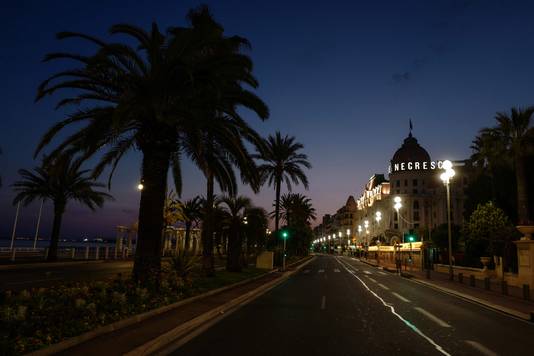 De bekende Promenade des Anglais in Nice.