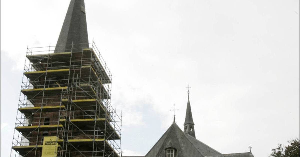 Geld voor restauratie torenspits kerk Ossenisse