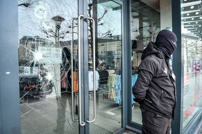 Les images des dégâts suite aux violences à Liège