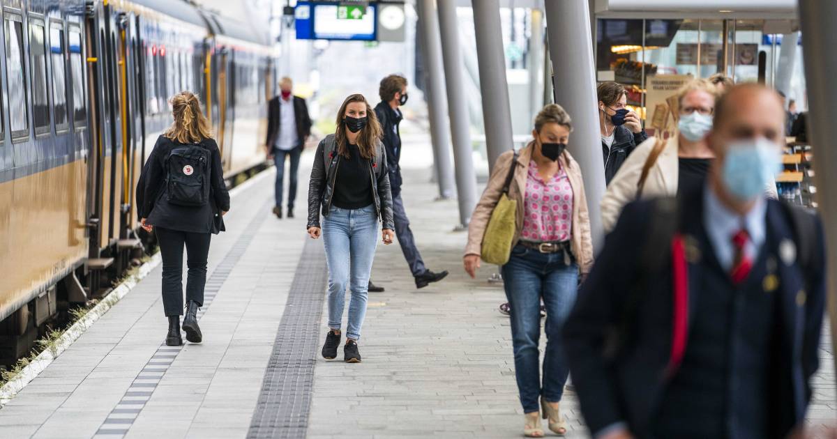 Treinverkeer tussen Zwolle en Leeuwarden paar uur gestremd door defecte spoorbrug - De Stentor