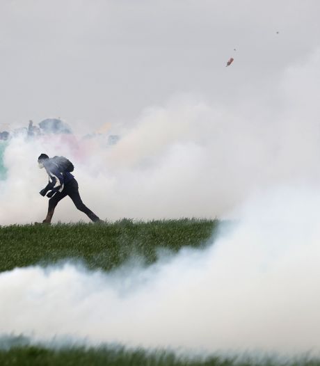 Une manifestation interdite contre les bassines tourne à l’affrontement en France: plusieurs blessés graves