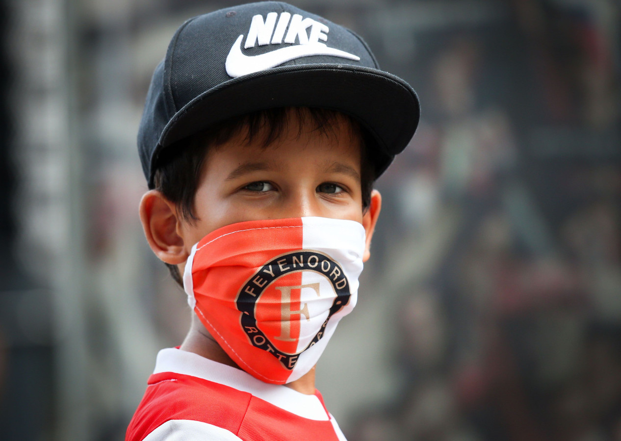 Mondmaskers van nike hotsell