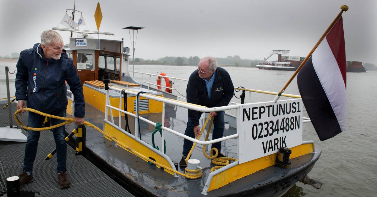 Neptunus1 gaat na 'niet het beste' vaarseizoen alweer naar de winterstalling - De Gelderlander