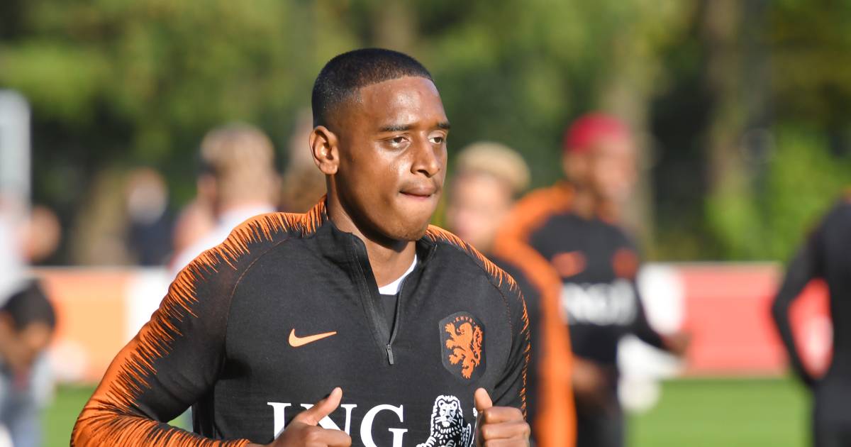 Knvb Blundert Met Rosario Psv Er Vanwege Schorsing Niet Speelgerechtigd Nederlands Voetbal Ad Nl