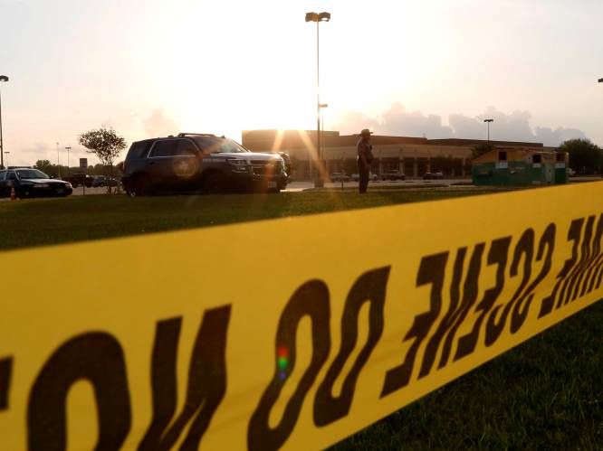 Schutter rijdt veld op tijdens football-wedstrijd in Texas: vijf gewonden, waaronder zwangere vrouw