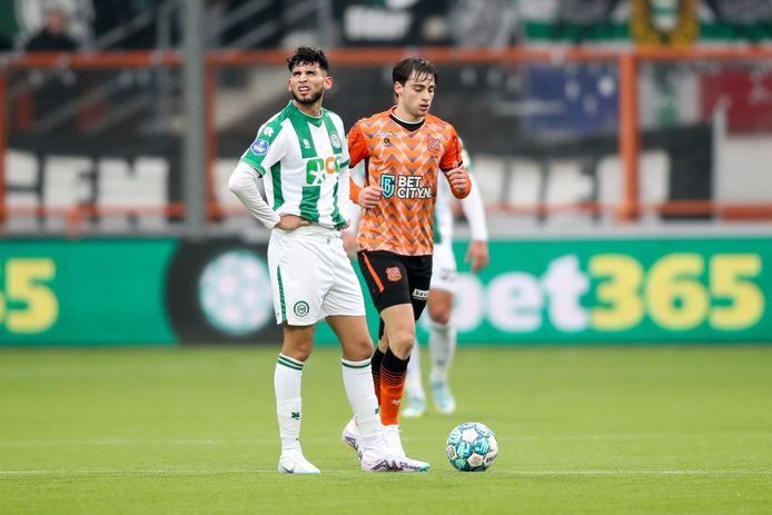 FC Groningen-speler Ricardo Pepi (l) baalt na een tegengoal.