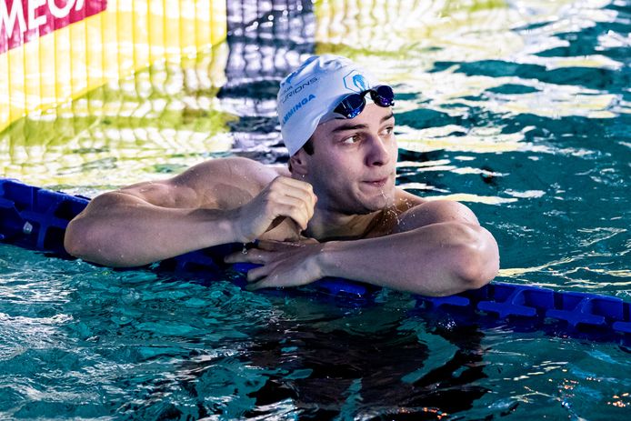 Arno Kamminga won op zaterdag de 200 meter schoolslag voor Aqua Centurions en op zondag de 100 rug.