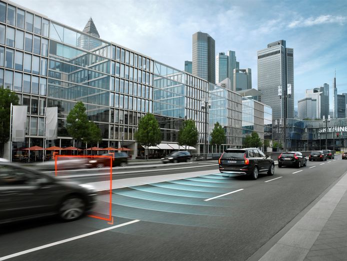 Gracias a la comunicación Vehicle-to-X, los coches y las autoridades pueden intercambiar información entre sí en tiempo real