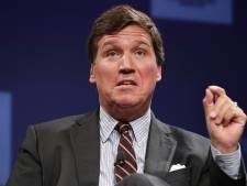 L'animateur conservateur vedette Tucker Carlson quitte Fox News
