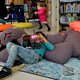 Jammer, die neerbuigende houding jegens boeken die jongeren lezen. Dat vergalt pas echt hun leesplezier