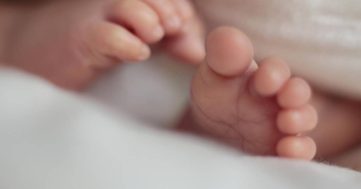 Un Medecin A Utilise Six Fois Une Ventouse Pour Accoucher Un Bebe Il Sera Juge Pour Homicide Involontaire Belgique 7sur7 Be