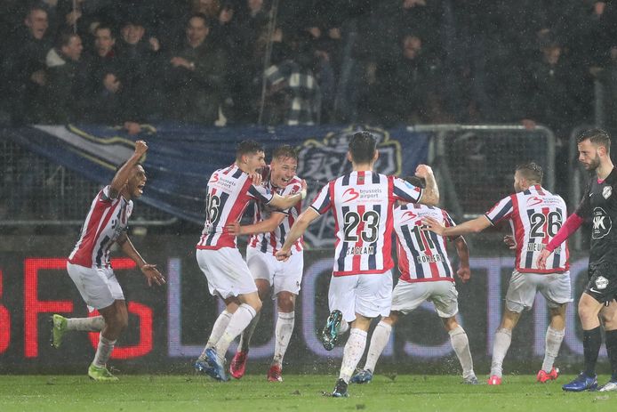 Fc Utrecht Kan Zes Ton Krijgen Voor Missen Europees Voetbal Willem Ii Bd Nl