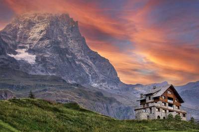 Te koop: luxueuze skichalet met ongelofelijk uitzicht op Matterhorn. Maar hij is niet goedkoop
