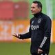 Ook jeugdtrainer Gerald Vanenburg is ontevreden en vertrekt bij Ajax: ‘Het dna verdwijnt uit de club’