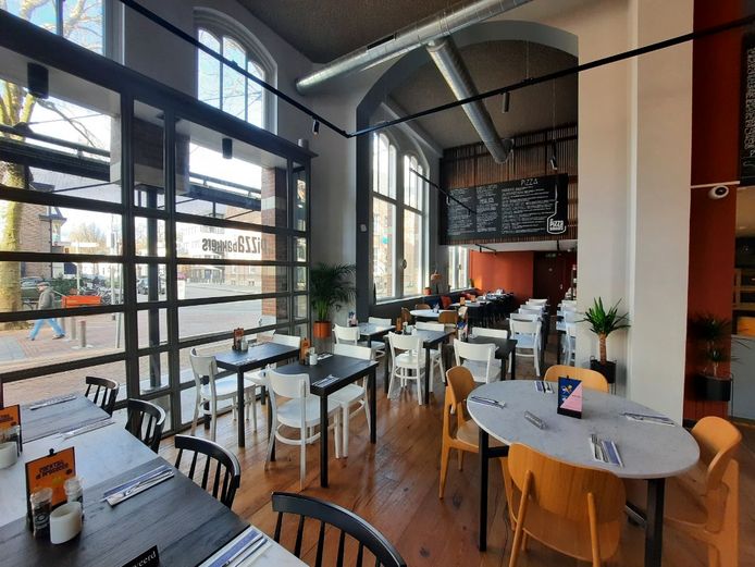 Interieur De Pizzabakkers Apeldoorn