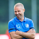 Tommie van der Leegte voorafgaand aan zijn vuurdoop als teammanager van FC Eindhoven, uit bij Jong PSV.