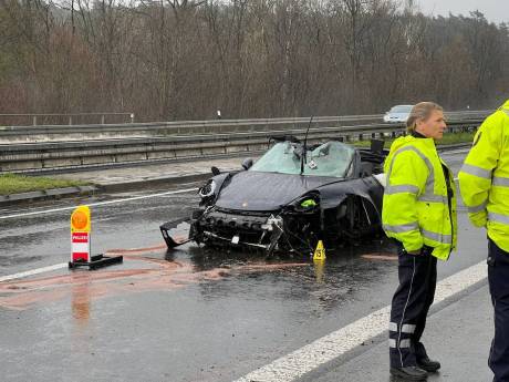 Onderzoek dodelijk ongeval met Porsches op A3 net over grens met Duitsland klaar: snelheid ook oorzaak