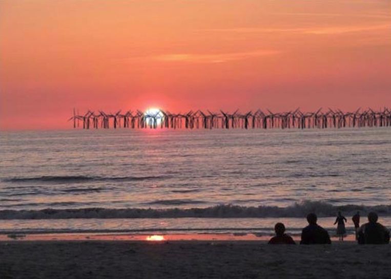 Foto van de omstreden visualisatie van de windmolens voor de kust van Katwijk, gemaakt door de Katwijkse actiegroep. Beeld  