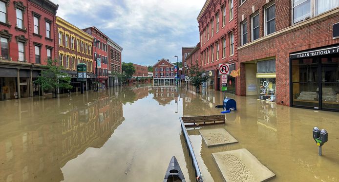 États-Unis : fortes pluies et inondations dans l'État de New York