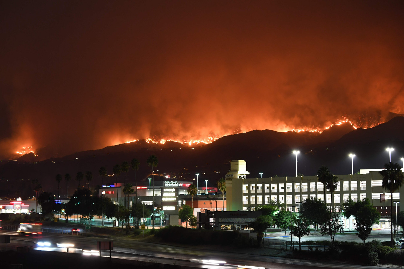 hittegolf-en-bosbrand-breken-records-in-californi-foto-ad-nl