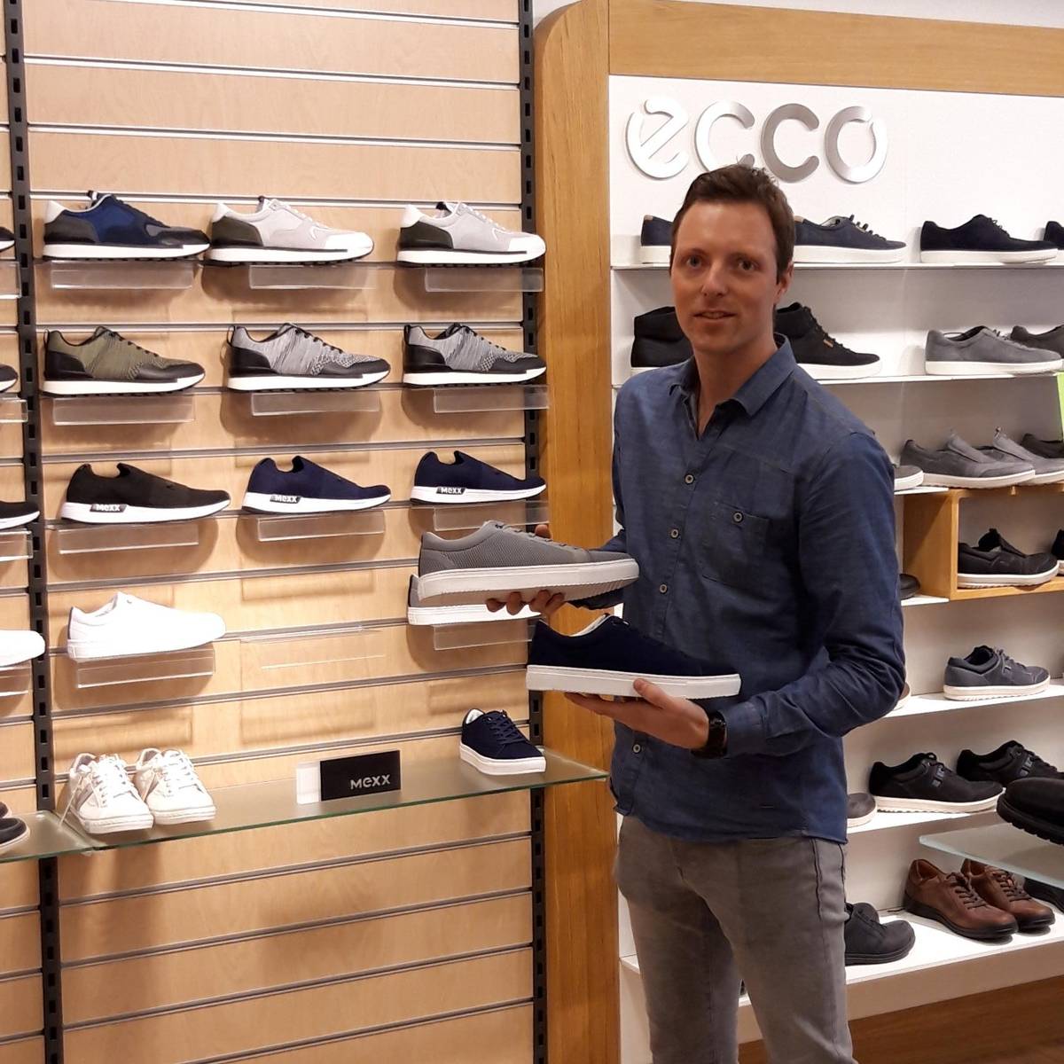 Let s go Shoes zet winkel Bovendeert in Veldhoven voort inventaris andere winkels geveild Economie ed