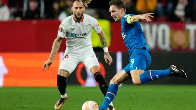 Luuk de Jong na ruime nederlaag bij Sevilla: ‘Op dit niveau worden die foutjes afgestraft‘