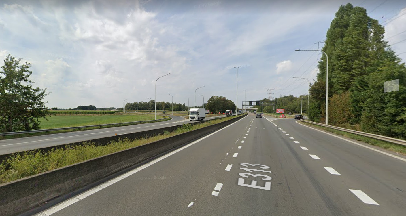 Moeilijke doorgang op E313 richting Antwerpen ter hoogte van ...