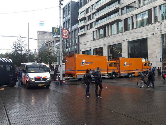 Vermeulen blokkeert de weg bij het boerenprotest in Den Haag.