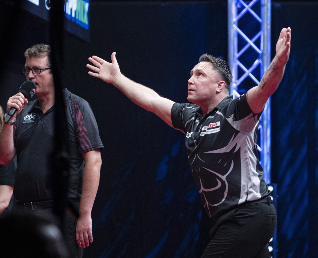 Gerwyn Price voor derde keer in finale World Grand Prix, Luke Humphries