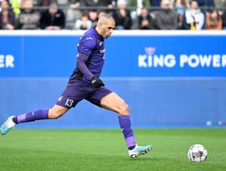 Nieuwe tegenvaller voor Anderlecht: Slimani weken out met spierblessure