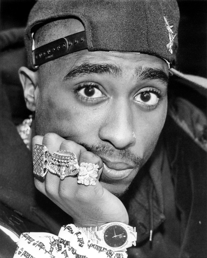 Verdachte van moord op rapper Tupac Shakur krijgt na 27 jaar gezicht ...