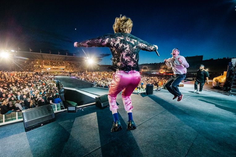 De Jeugd Maakt Zelfs Van Een Tochtig En Guur Stadion Een Vurige Feesthal De Volkskrant De jeugd van tegenwoordig (rapgroep), een nederlands rapgroep. de jeugd maakt zelfs van een tochtig en